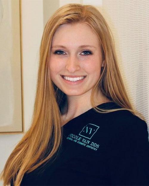 Headshot of Dana Moskowitz